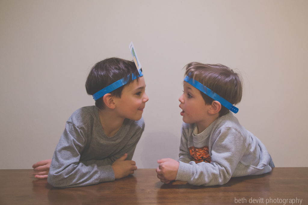 these two played 'hedbandz' together last night.  it was so cute.  the clues they gave to each other were absolutely priceless.  i really hope this happens again soon!
