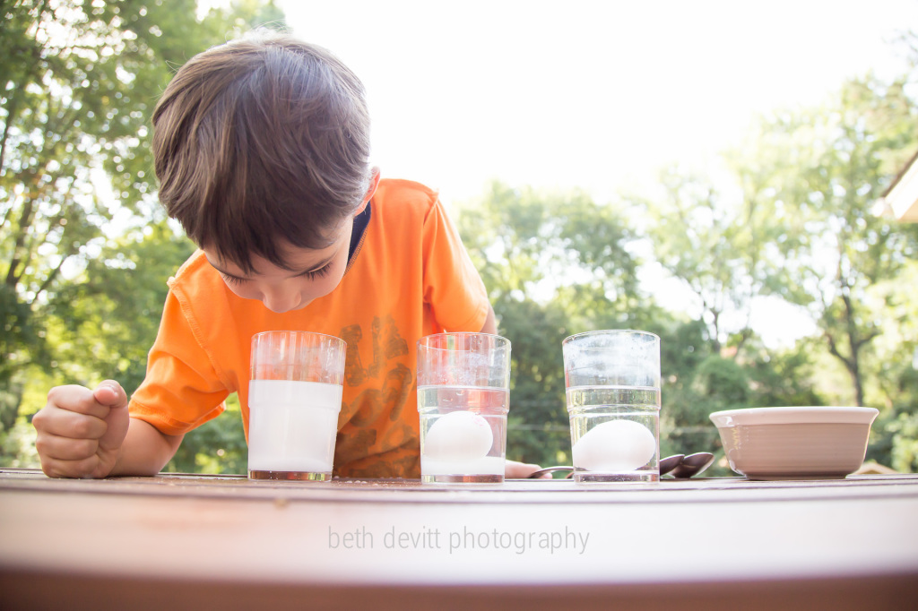 i love this one's adoration for all things science.  he is loving 'camp google' right now.  thus, as soon as he woke up this morning, he requested that we do an experiment he had seen 'at camp'.  so, away we went.   
