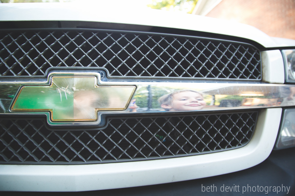 this summer, the boys have started recognizing different types of cars/trucks.  we can't drive along too far without someone shouting out, 'dodge ram diesel' or 'gmc', but their all time fave is their daddy's 'cheby'.  ;)